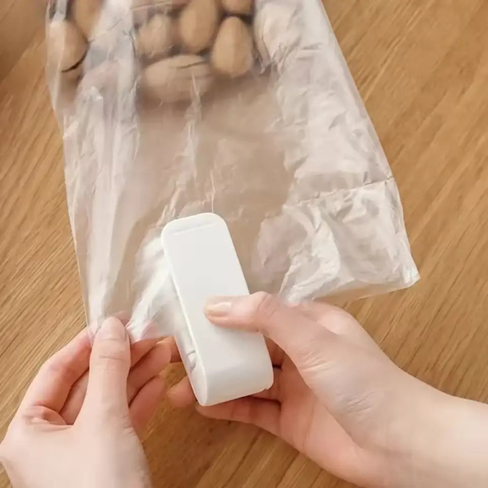 Mini Portable Food Bag Sealer