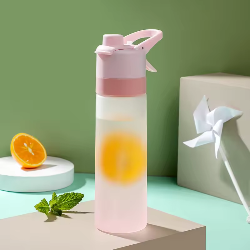 700ml BPA Free Spray Water Bottle for Sports and Travel
